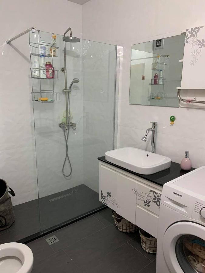 بريزرن Cozy City Center Apartment المظهر الخارجي الصورة